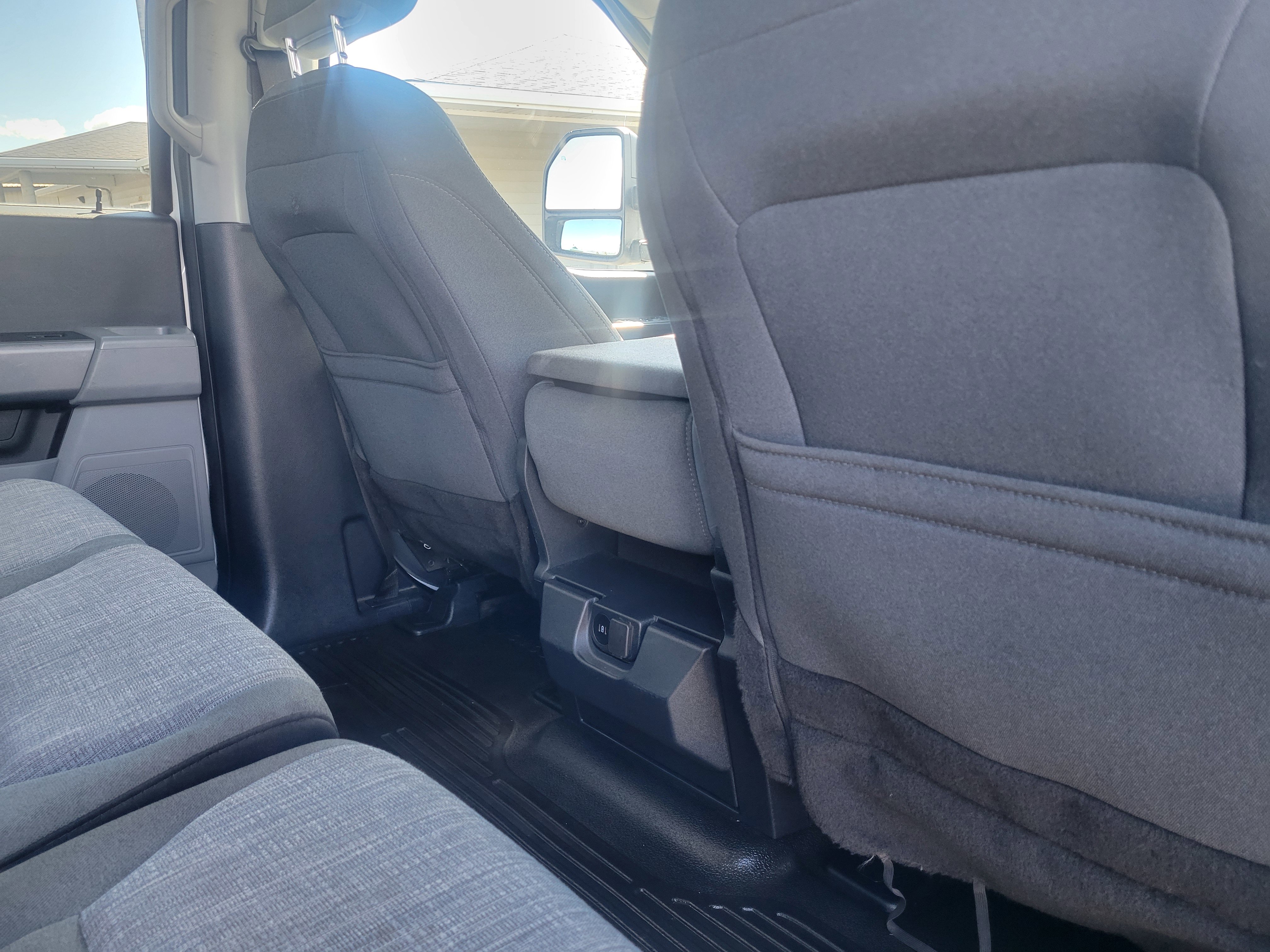 Used 2023 Ford F350 XLT AWD/4WD image 18