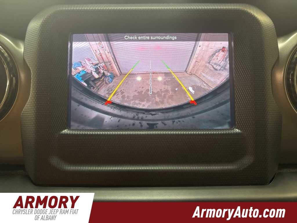 Used 2022 Jeep Wrangler Unlimited Sport image 17