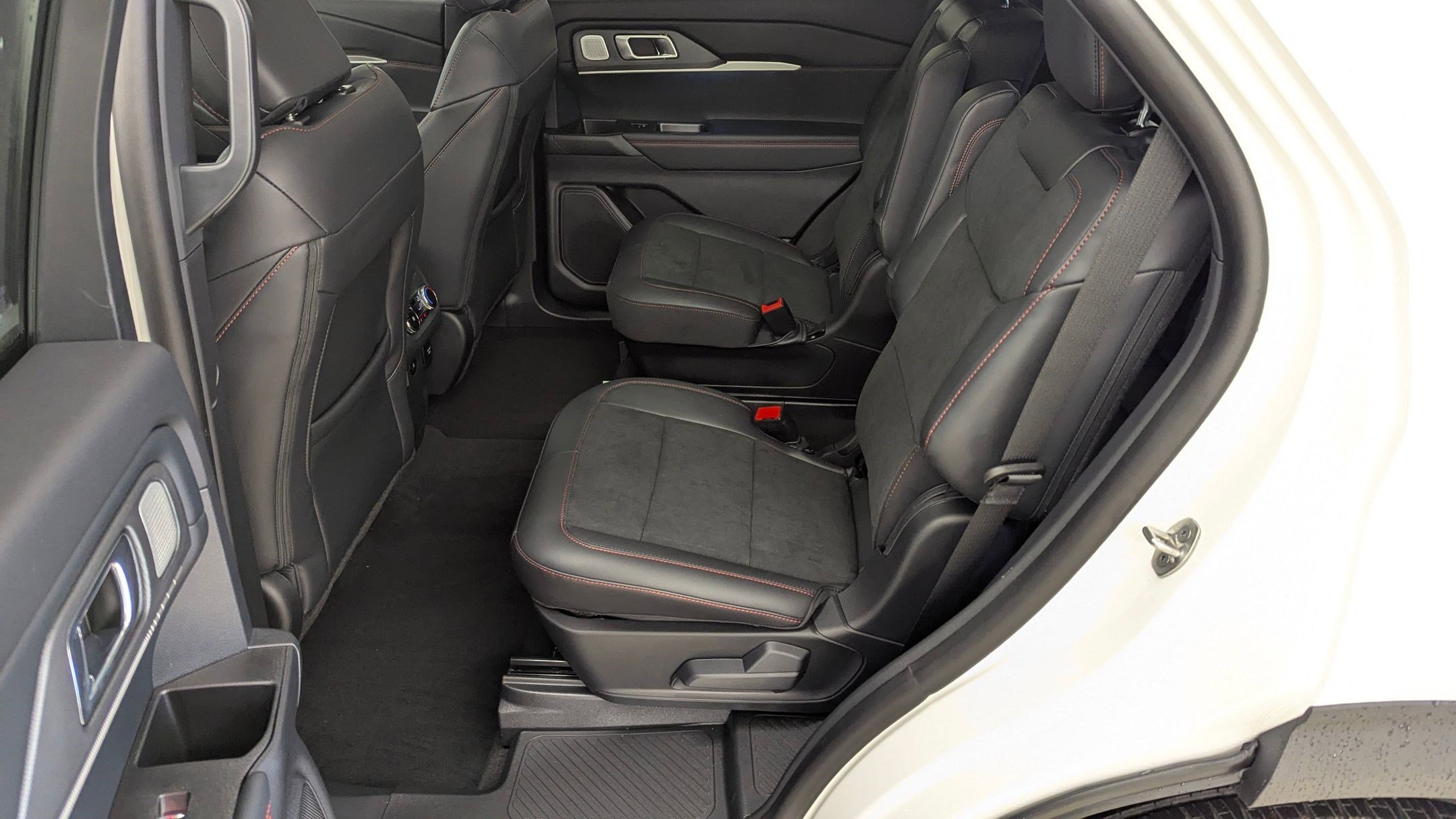 New 2026 Ford Explorer ST w/ Sun And Sound Package image 14