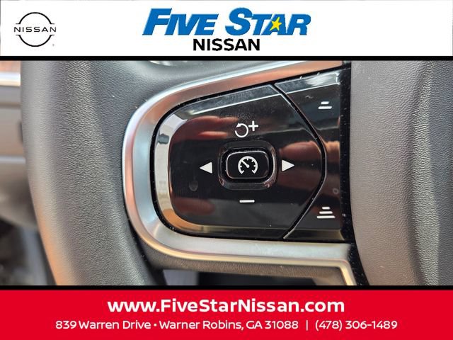 Used 2024 Volvo XC60 B5 Plus w/ Protection Package Premier AWD/4WD image 27