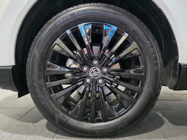 Used 2023 Toyota Venza Nightshade AWD/4WD image 23
