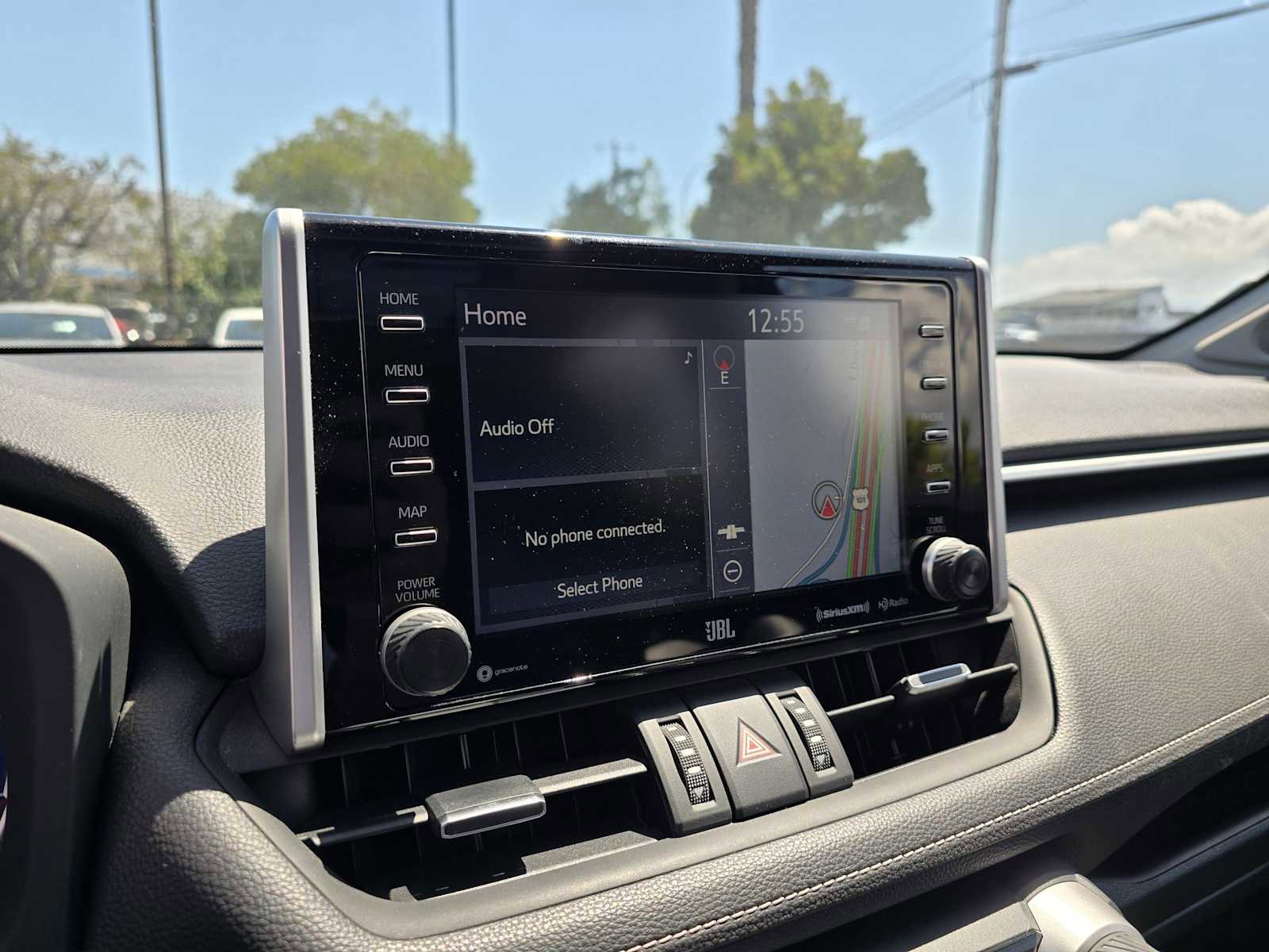 Used 2019 Toyota RAV4 Limited AWD/4WD image 28