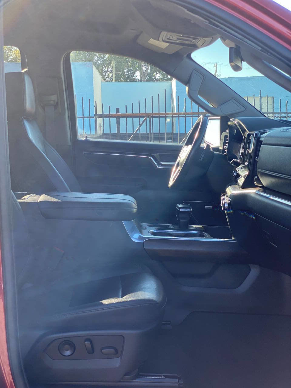 Used 2023 GMC Sierra 1500 SLT w/ SLT Premium Plus Package image 10