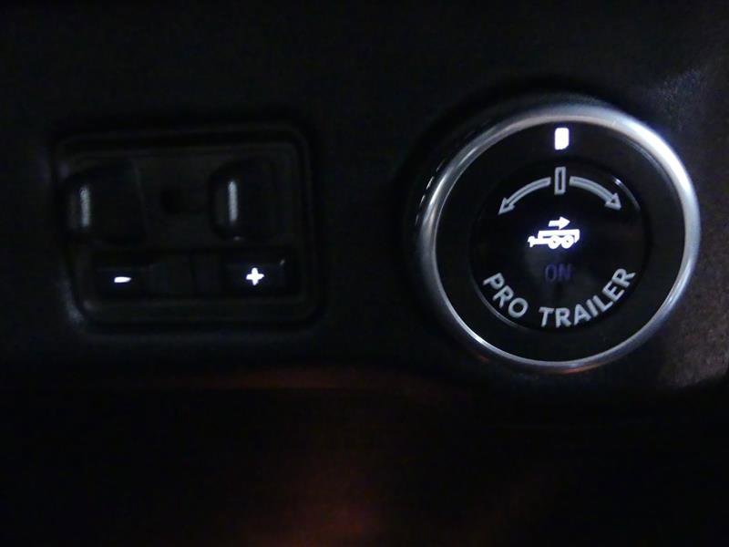 Used 2025 Lincoln Navigator Reserve w/ Jet Appearance Package image 26