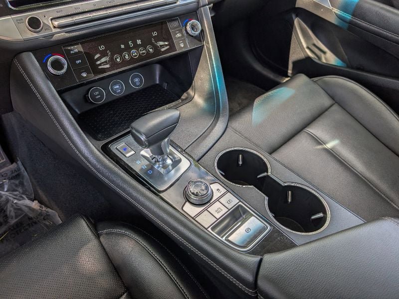 Used 2024 Genesis G70 2.5T AWD/4WD image 23