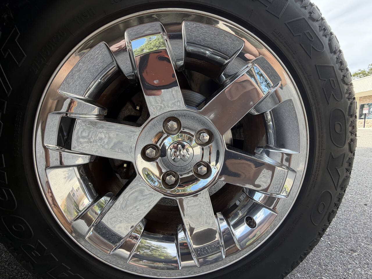 Used 2011 RAM 1500 Laramie RWD image 35