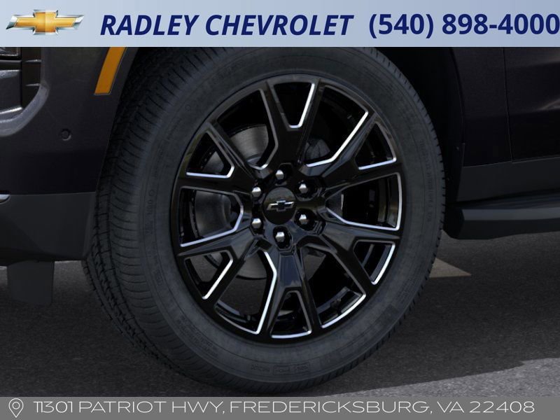 New 2026 Chevrolet Suburban RST image 9