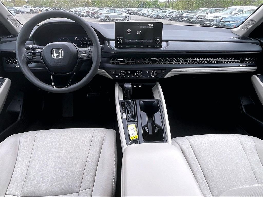 Used 2023 Honda Accord EX image 21