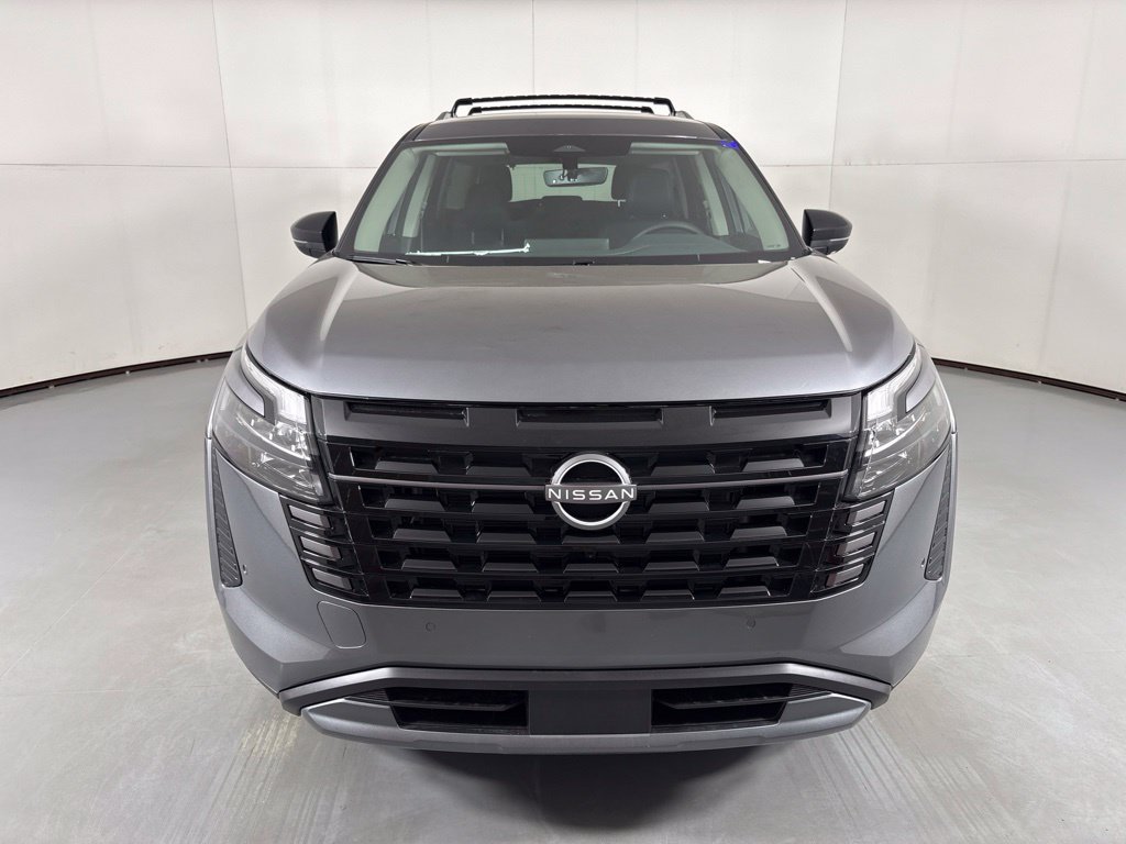 New 2026 Nissan Pathfinder SL FWD image 3