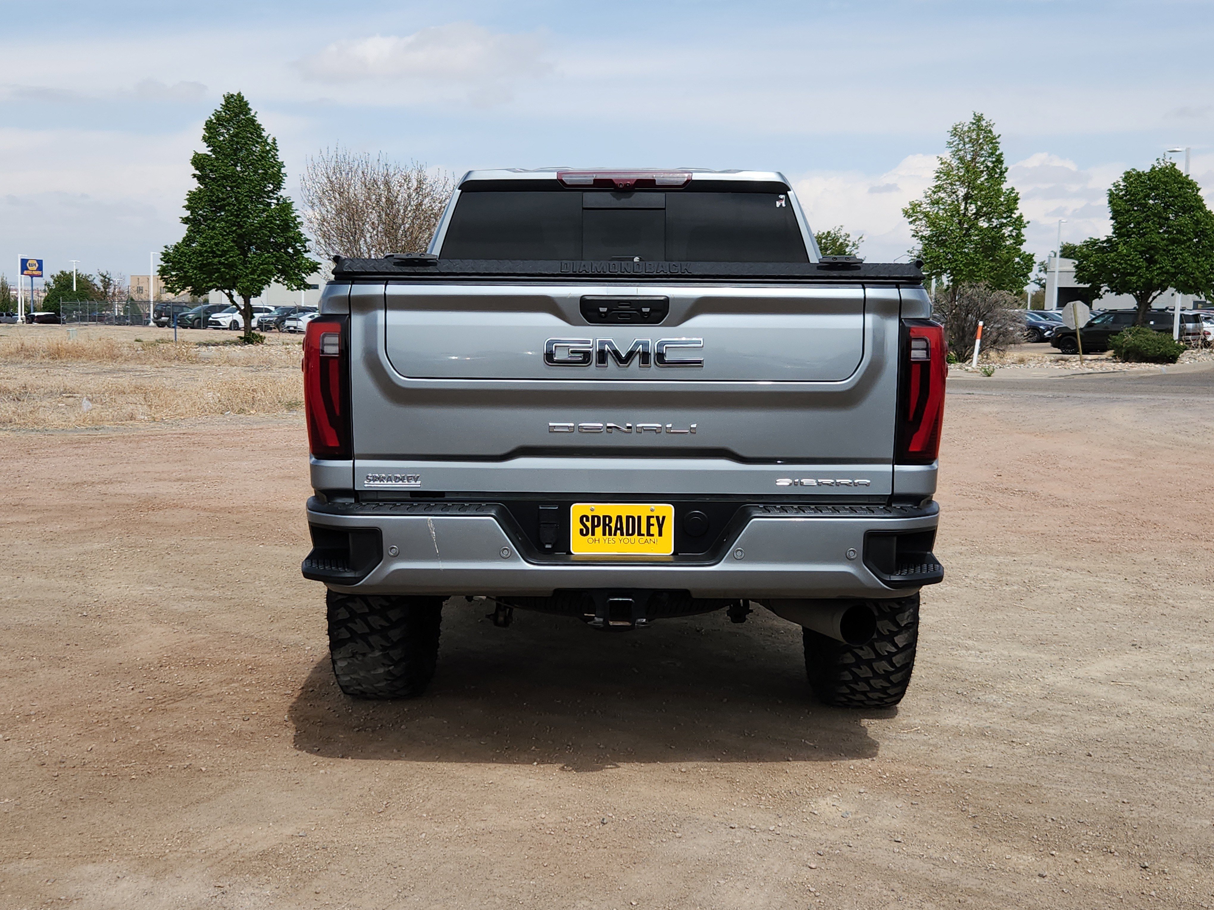 Used 2024 GMC Sierra 2500 Denali Ultimate AWD/4WD image 13
