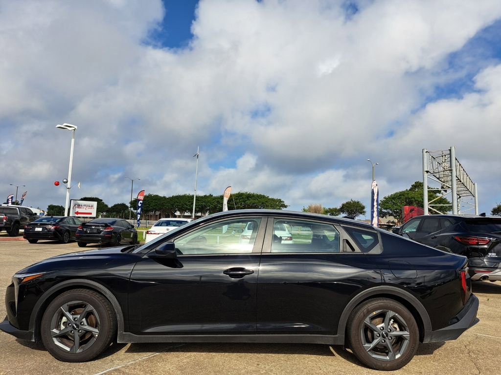 Used 2025 Kia K4 LXS image 9