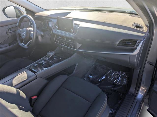 Used 2023 Nissan Rogue S image 19