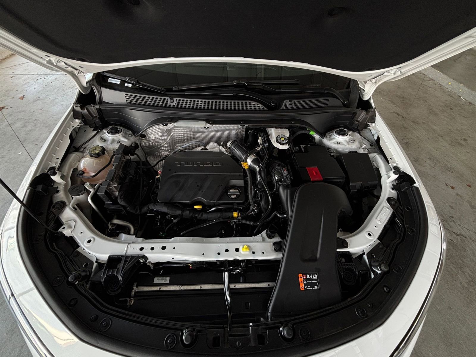 Used 2025 Buick Envista Sport Touring image 31