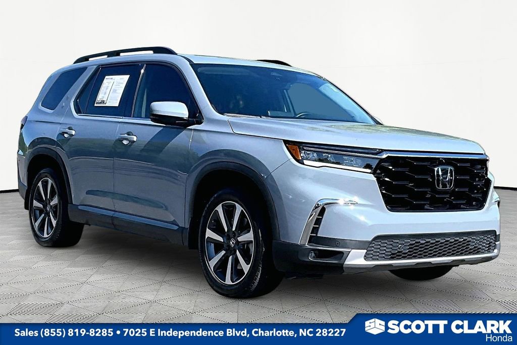Used 2023 Honda Pilot Elite 360° Tour