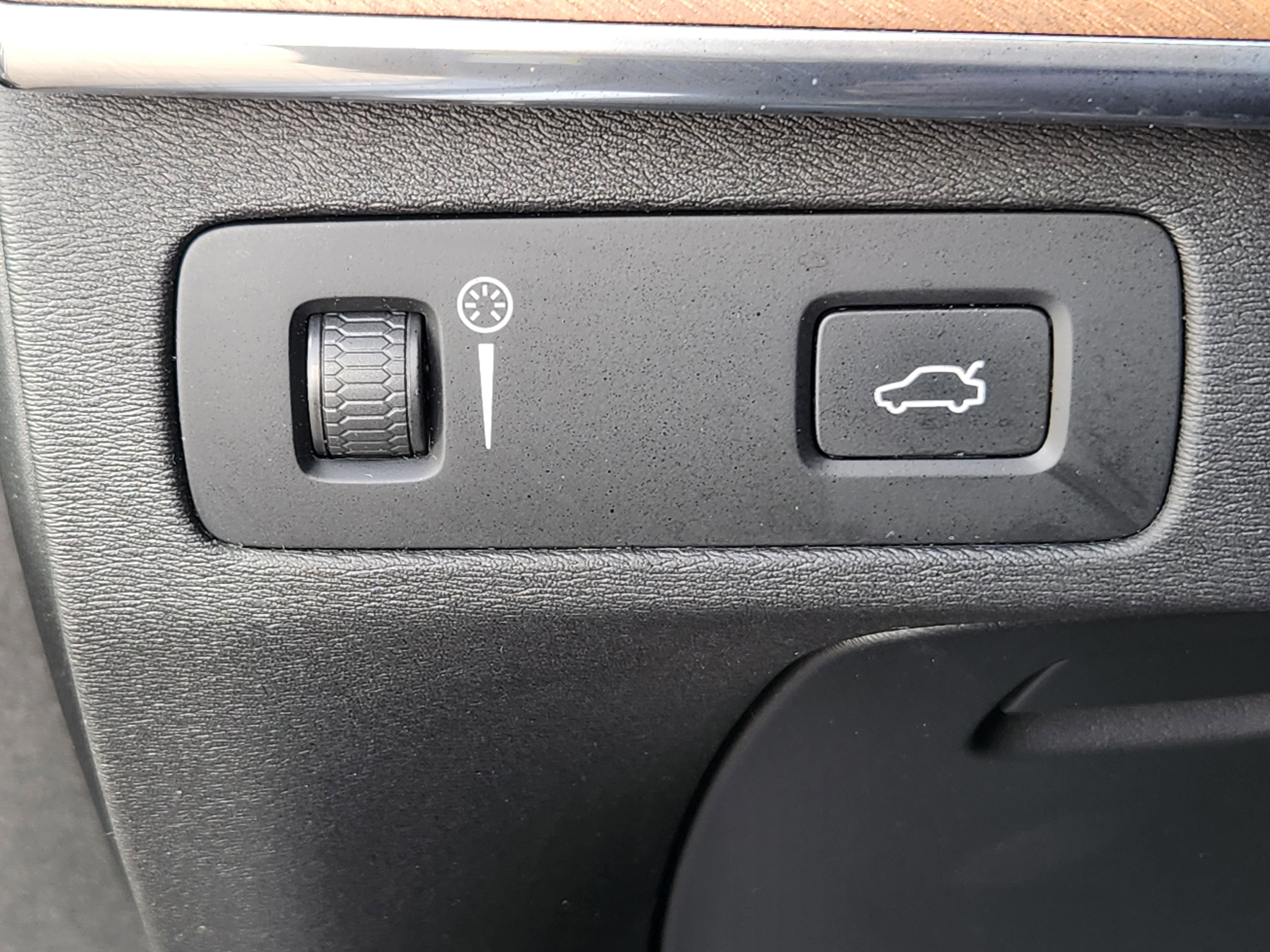 Used 2018 Volvo XC90 T6 Inscription w/ Convenience Package image 31