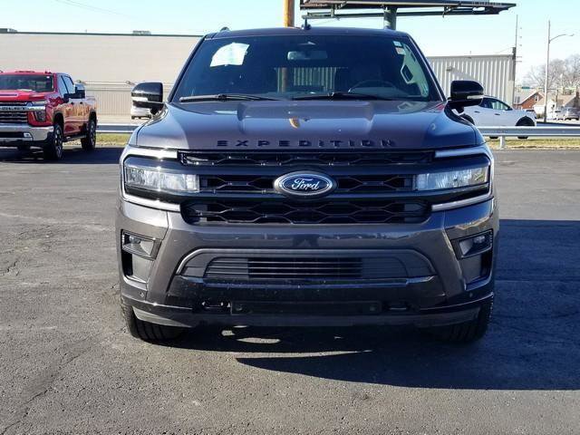 Used 2023 Ford Expedition Max Limited image 2