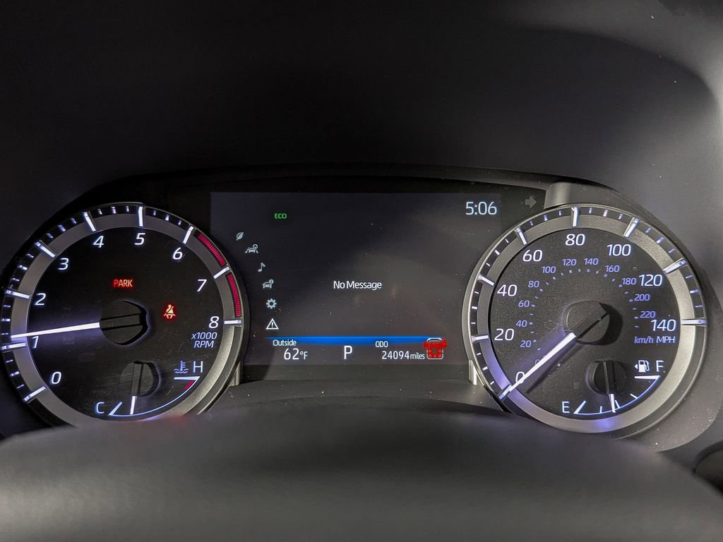 Used 2024 Toyota Highlander XSE image 31