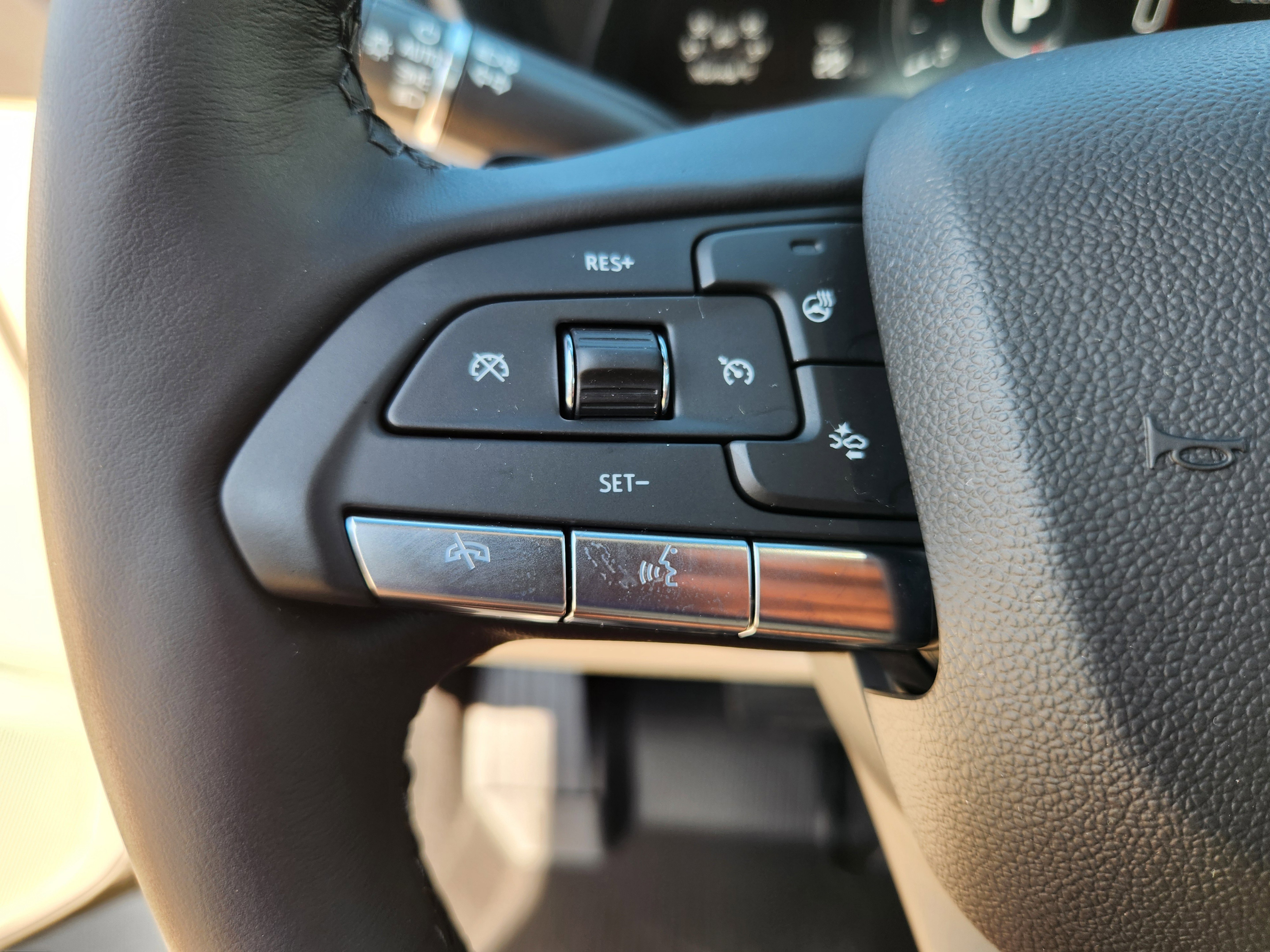 New 2025 Cadillac CT4 Premium Luxury RWD image 30