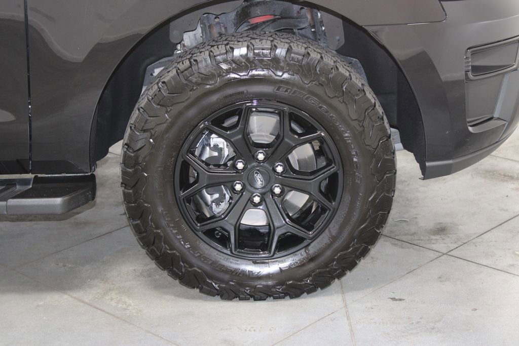 Used 2023 Ford Expedition Timberline image 12