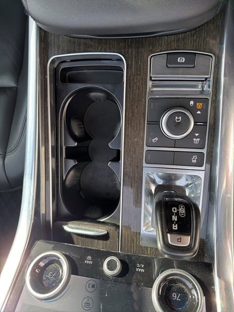 Used 2020 Land Rover Range Rover Sport SE image 15