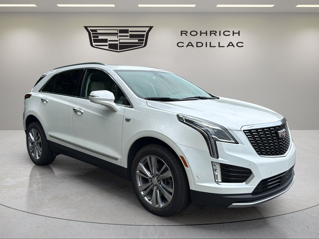 Certified 2024 Cadillac XT5 Premium Luxury w/ Technology Package AWD/4WD image 4