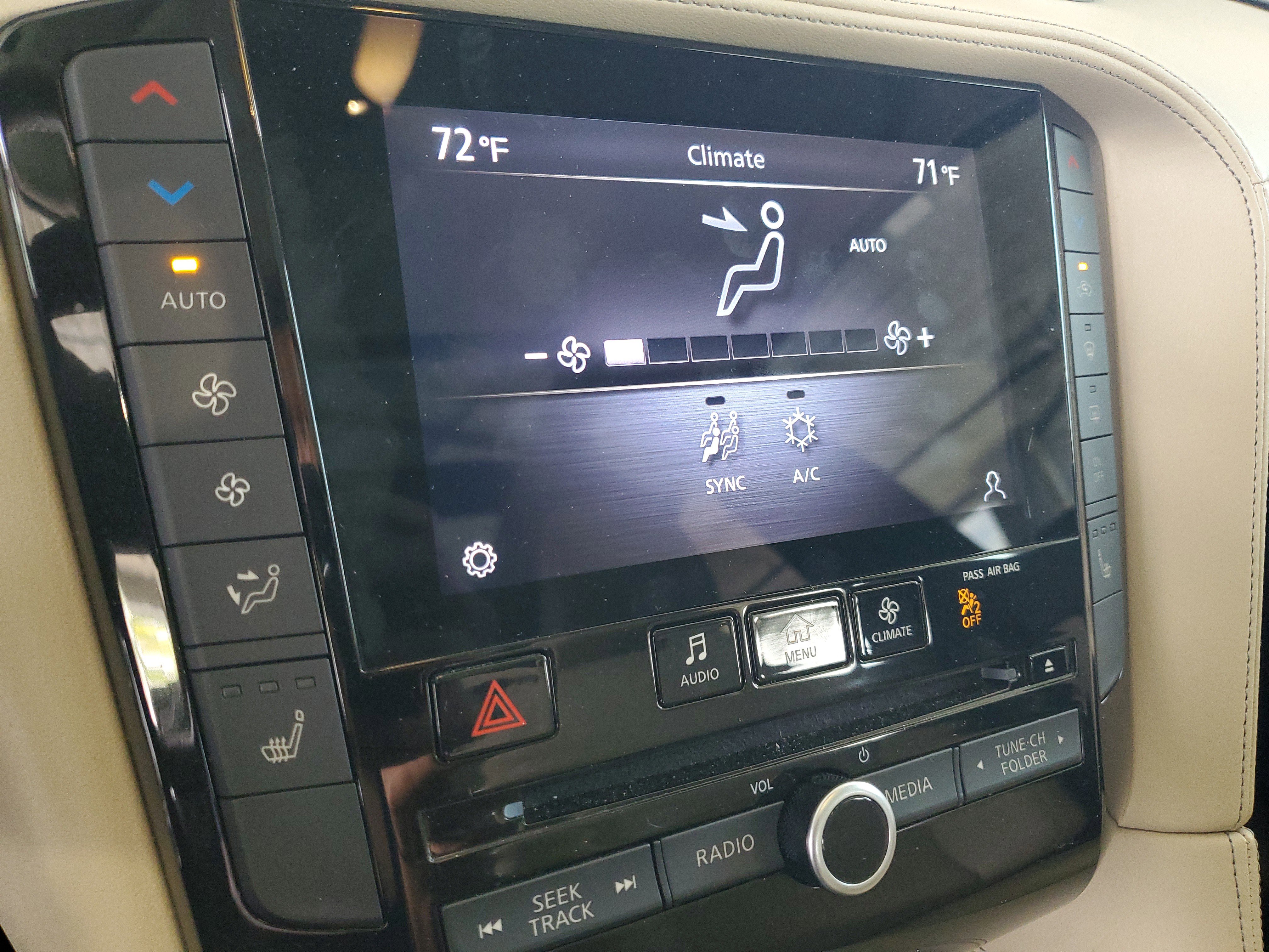 Used 2021 INFINITI QX50 Luxe w/ Cargo Package AWD/4WD image 28