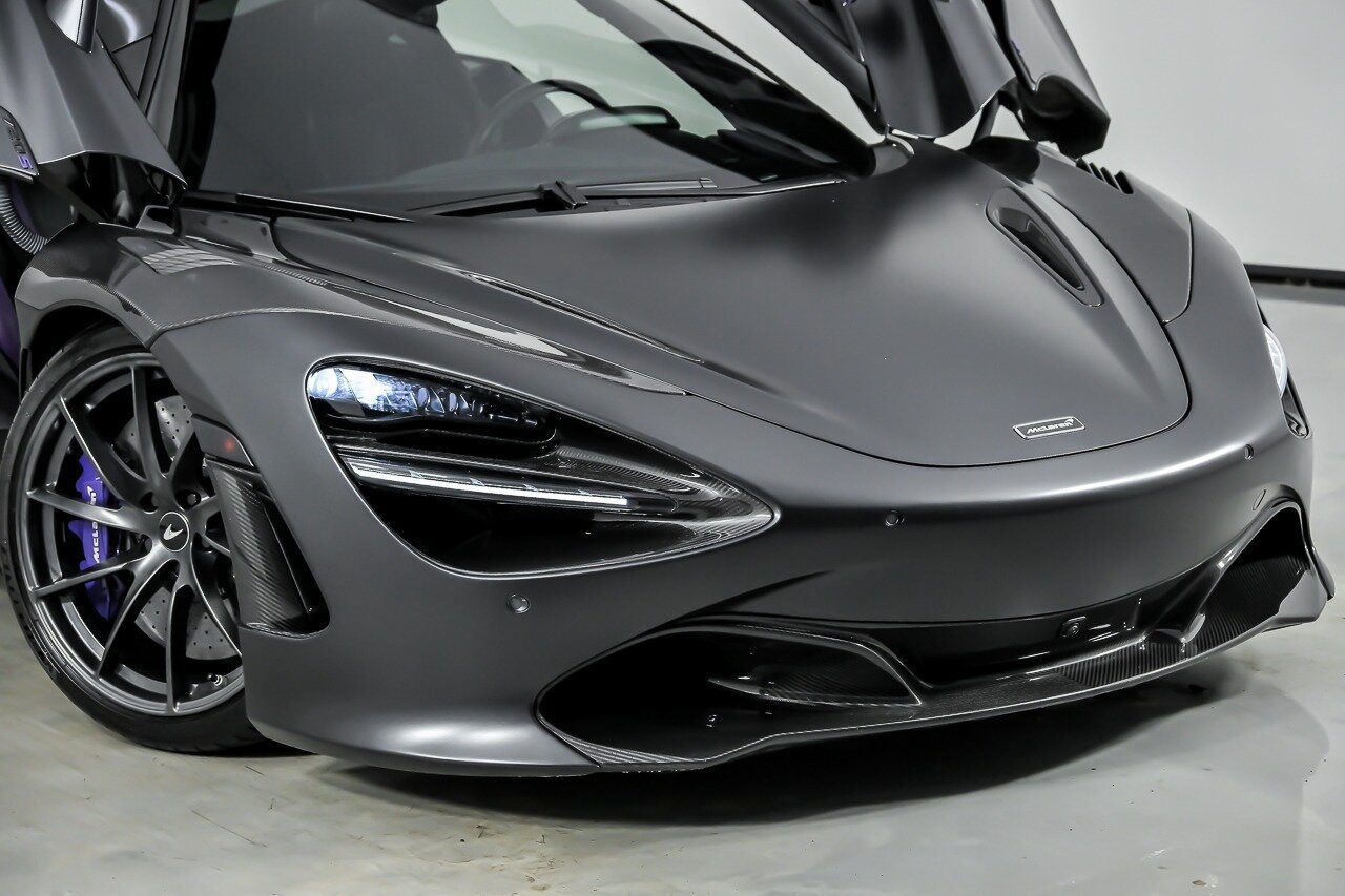 Used 2019 McLaren 720S RWD image 3