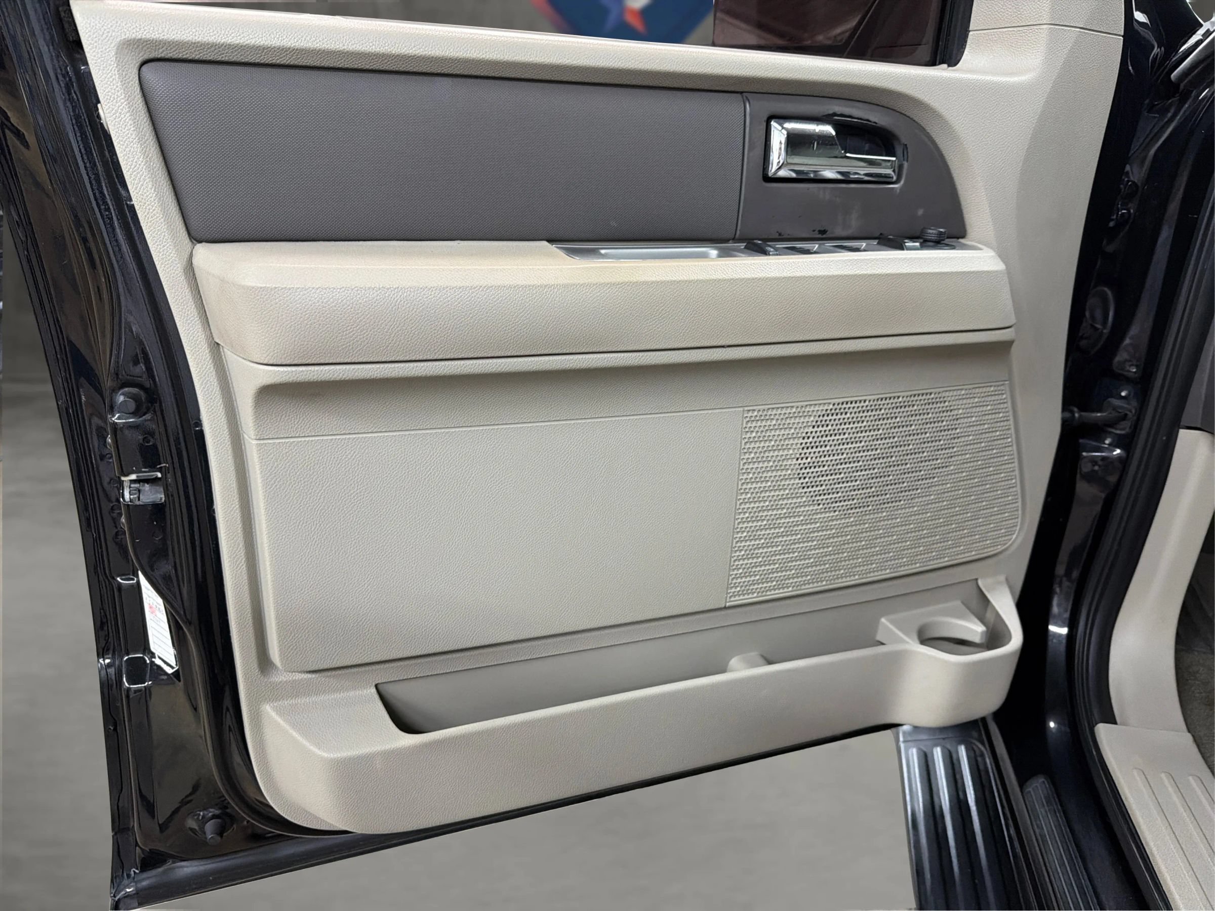 Used 2012 Ford Expedition XLT RWD image 31
