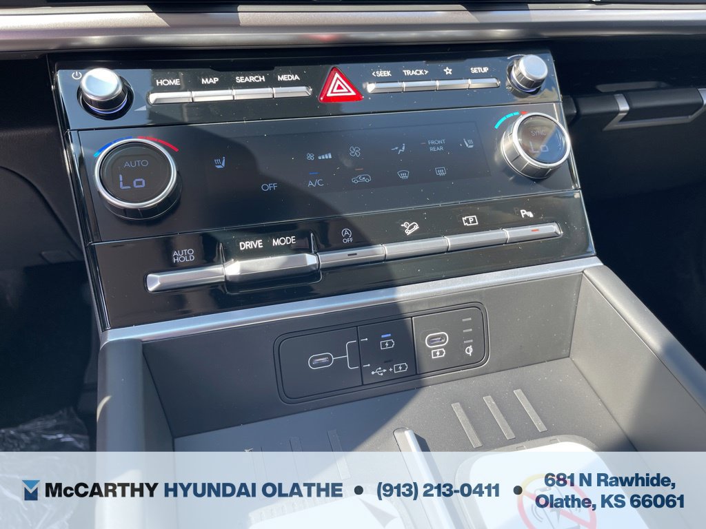 Used 2026 Hyundai Santa Fe SEL FWD image 27