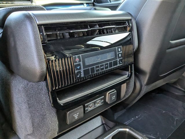 New 2026 Jeep Grand Wagoneer Limited w/ Premium Group II AWD/4WD image 16