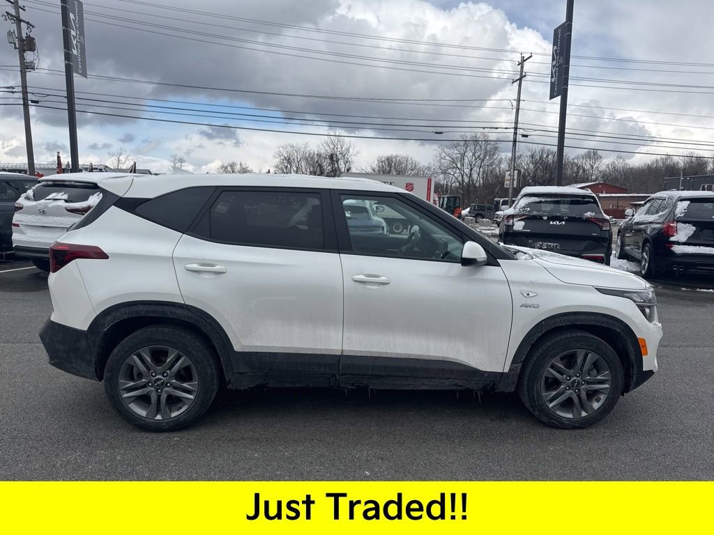 Certified 2023 Kia Seltos LX image 8