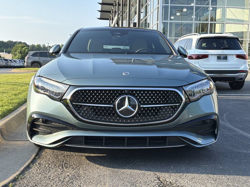 Used 2026 Mercedes-Benz E 350 4MATIC Sedan image 2