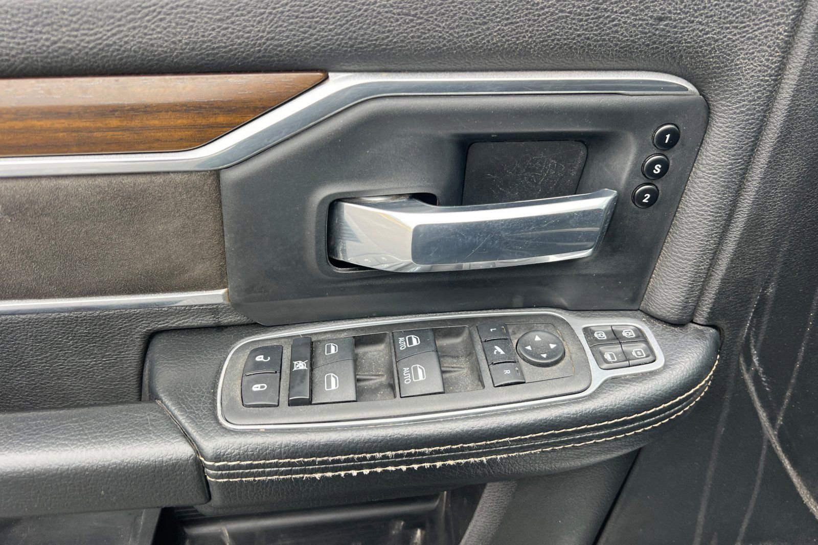 Used 2024 RAM 2500 Laramie image 8