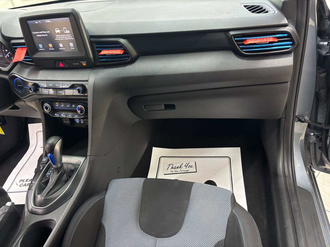 Used 2019 Hyundai Veloster 2.0 FWD image 16