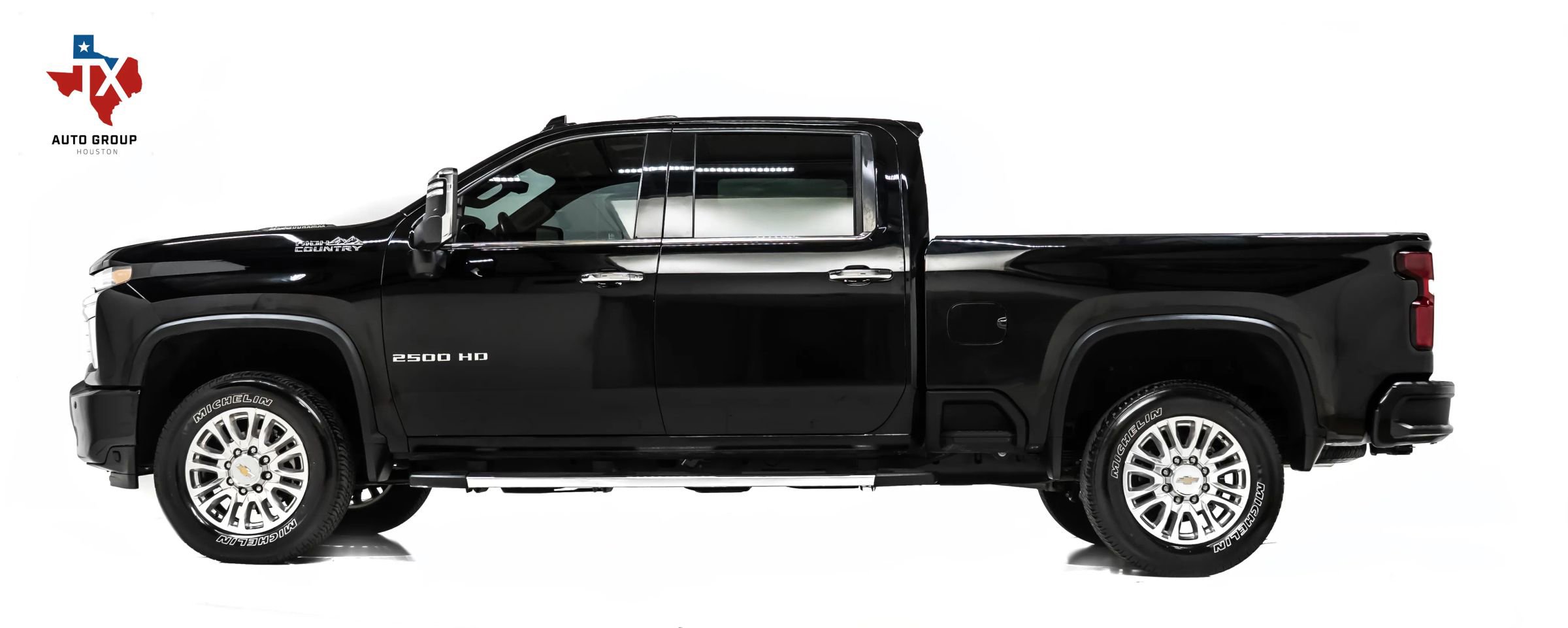 Used 2022 Chevrolet Silverado 2500 High Country w/ Technology Package image 8