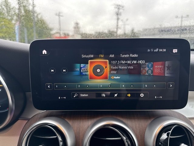 Used 2022 Mercedes-Benz GLC 300 4MATIC image 17