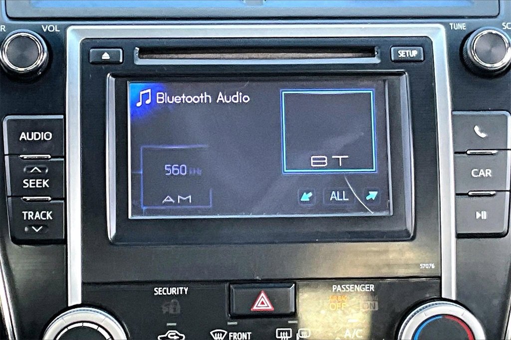 Used 2013 Toyota Camry SE image 22