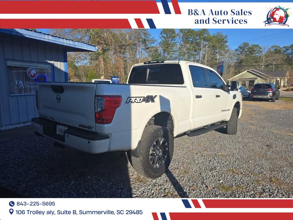 Used 2018 Nissan Titan PRO-4X w/ Pro-4x Convenience Package AWD/4WD image 5