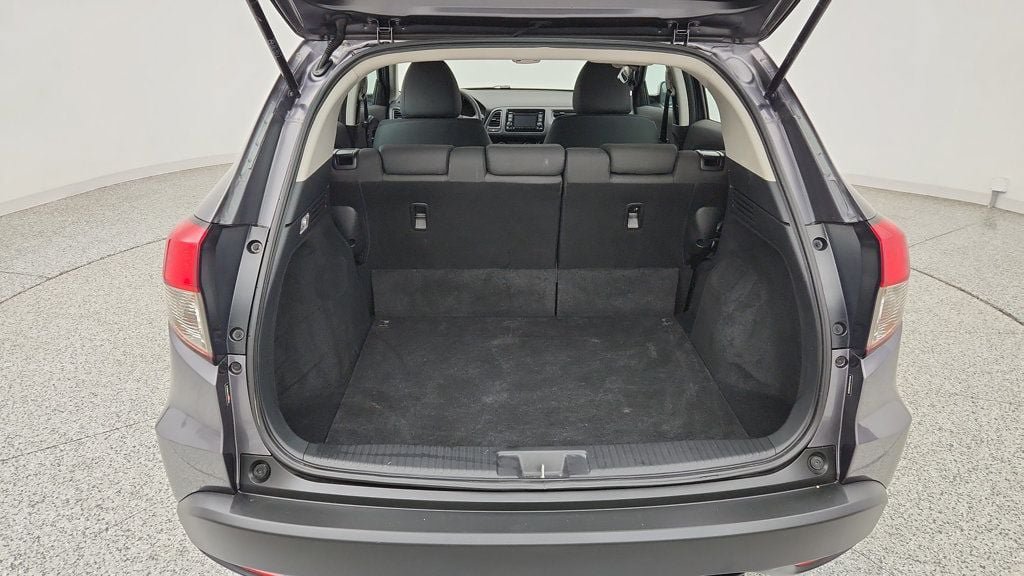 Used 2019 Honda HR-V LX image 20