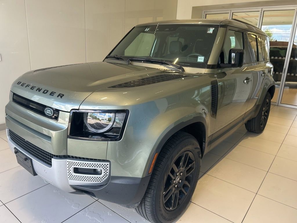 Used 2025 Land Rover Defender 110 S image 1