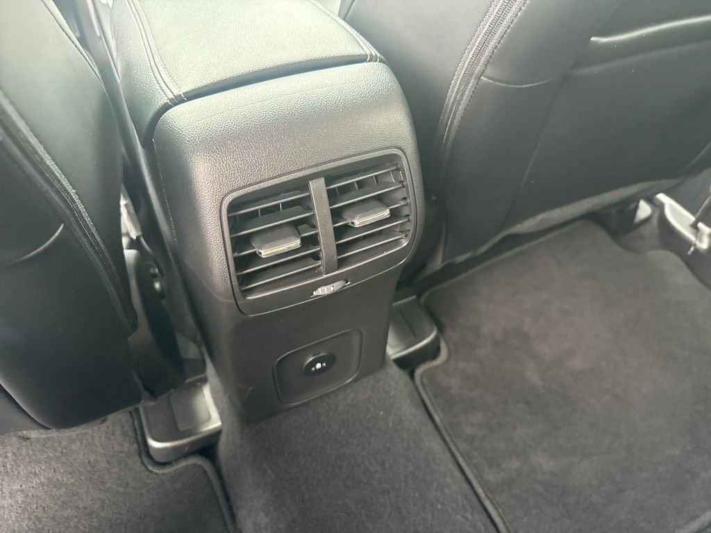 Used 2023 Ford Escape Platinum FWD image 18
