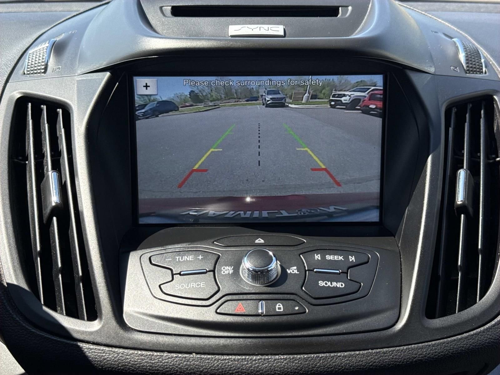 Used 2016 Ford Escape SE w/ SE Leather Comfort Package image 10