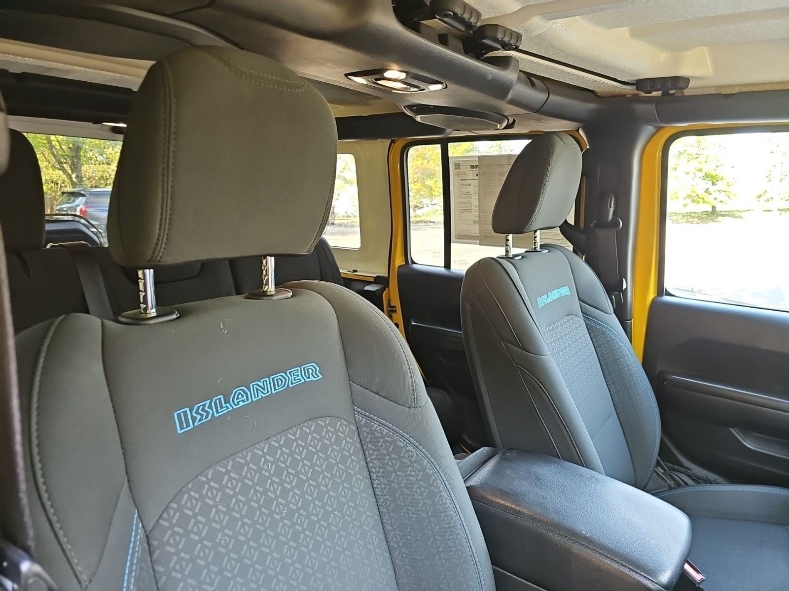 Used 2021 Jeep Wrangler Unlimited Sport AWD/4WD image 13