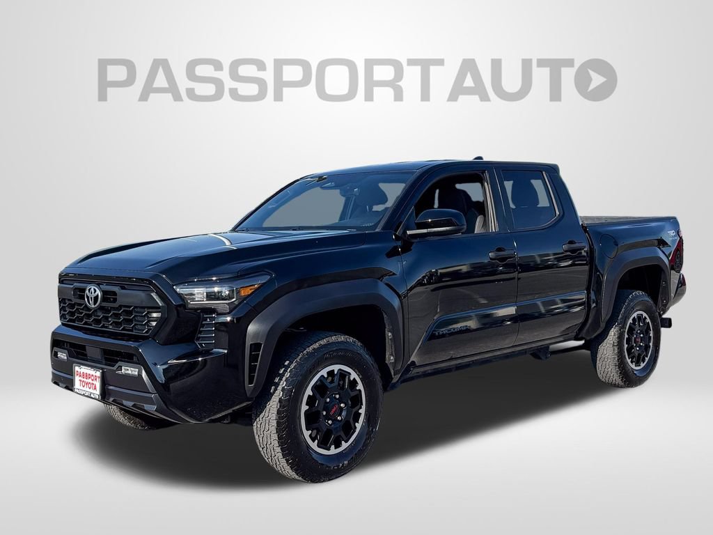 Used 2024 Toyota Tacoma TRD Off-Road AWD/4WD image 1