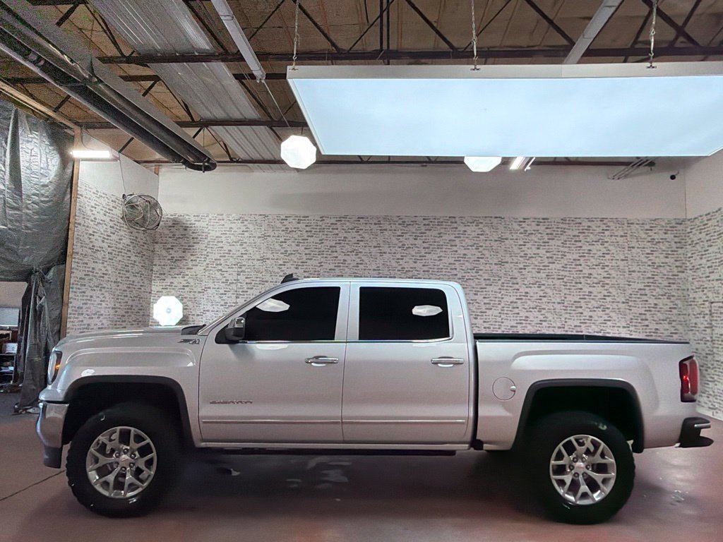 Used 2018 GMC Sierra 1500 SLT AWD/4WD image 4