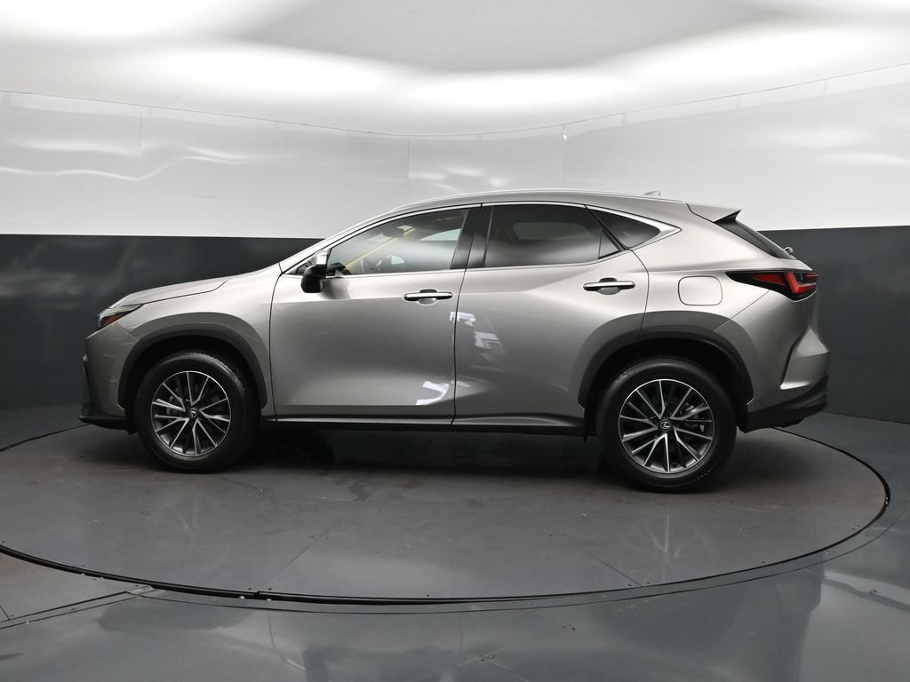 Certified 2025 Lexus NX 250 FWD w/ Towing Package (2000 Lbs) image 4