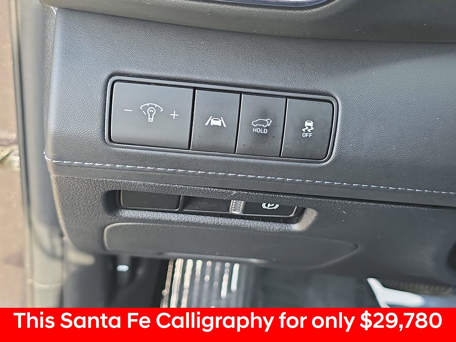 Used 2023 Hyundai Santa Fe Calligraphy image 32
