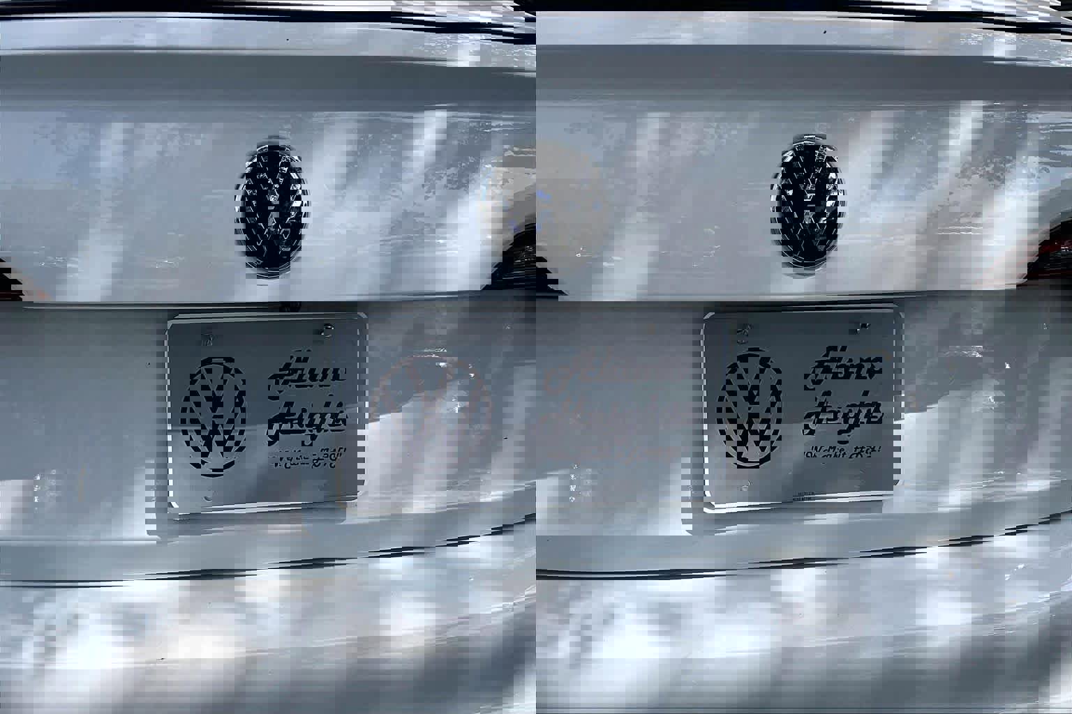 Certified 2023 Volkswagen Jetta GLI Autobahn image 33