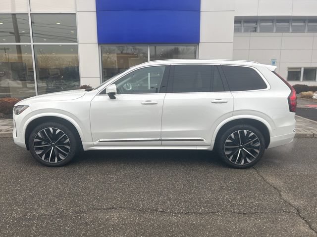 Used 2025 Volvo XC90 B6 Plus AWD/4WD image 2