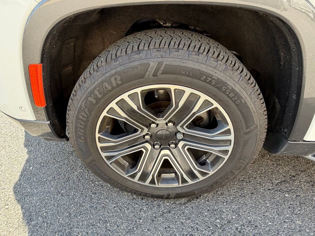 Certified 2022 Jeep Wagoneer Series III image 13